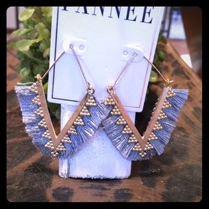 Grey tassel loop style